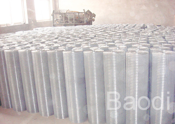 Le maillage de soudure galvanisé 14 par mesures Rolls, mines a soudé le grillage d'acier inoxydable