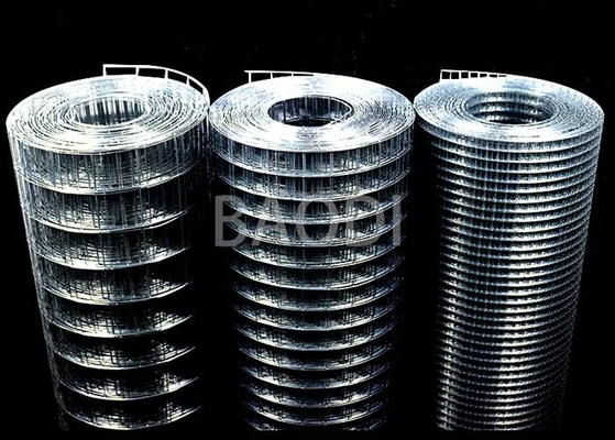 Soudure enduite en plastique Mesh Steel Square Grid Galvanized de mesure de la construction 16