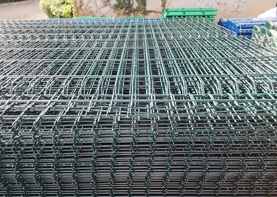 perforation rectangulaire de fer de Mesh Fence Pvc Coating Welded de fil de jardin de 6ft