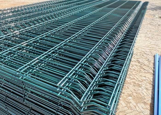 Le fil antirouille Mesh Security Fence Pvc Coated de 50x150mm a soudé la grille