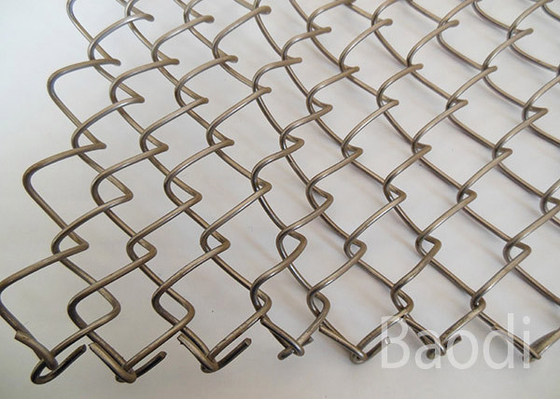 Modèle de diamant de barrière de maille galvanisé par acier au carbone de maillon de chaîne avec le courrier rond en métal