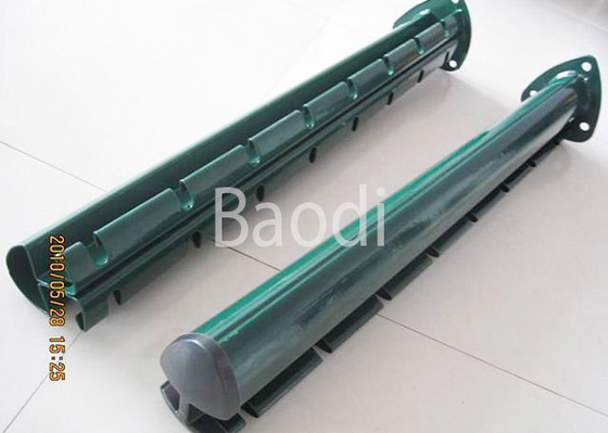 Panneaux enduits en plastique de barrière de grillage avec le courrier en métal pour la barrière de champ