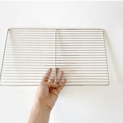 Expérience de cuisson et de grillage professionnels avec panneau à grille résistant à la chaleur Distribution de chaleur supérieure Autres accessoires