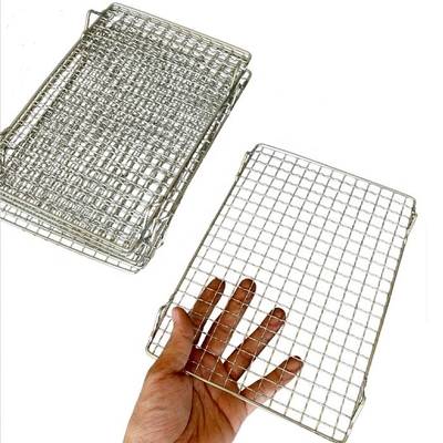 Améliorez l'attrait esthétique avec le support de barbecue en acier crimpé Panneau rectangulaire longueur 15-100cm et types d'accessoires de treillis