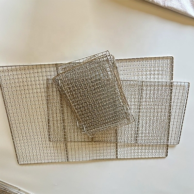 Facile à nettoyer et une distribution de chaleur supérieure pour la cuisson en plein air