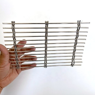Service de traitement de décoiling de style moderne filet métallique tissé décoratif pour cloisons de cloisons Max. 120m longueur