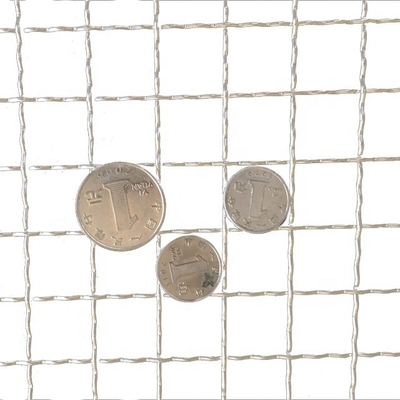 Solution de clôture lisse et durable Réseau de fil de fer rectangulaire agricole à haute traction pour une protection optimale et durable