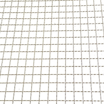 Solution de clôture lisse et durable Réseau de fil de fer rectangulaire agricole à haute traction pour une protection optimale et durable