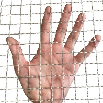 Maillage en acier galvanisé de qualité industrielle polyvalent et durable pour diverses applications