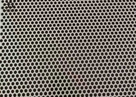maille perforée de poinçon en métal de plat de tamis filtrant de 1m x de 2m