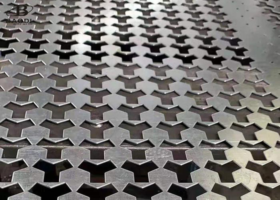 Maille perforée en métal de perforation rectangulaire de l'épaisseur 0.5-3.5mm de feuille