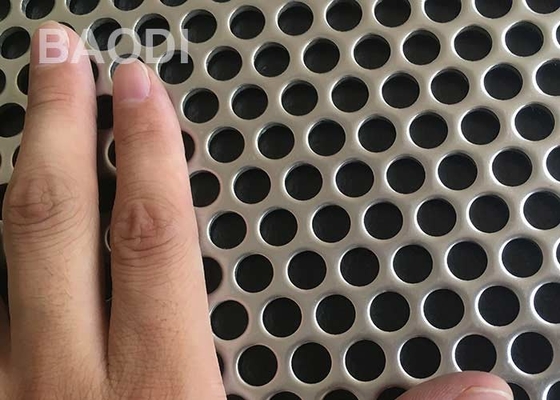 Acier inoxydable en aluminium 1X2M Perforated Metal Mesh de modèle rond