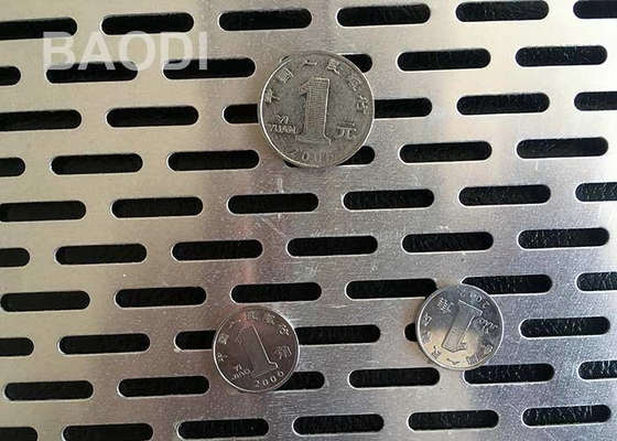 L'écran encoché 3.5mm de protection de trou a perforé la maille en aluminium